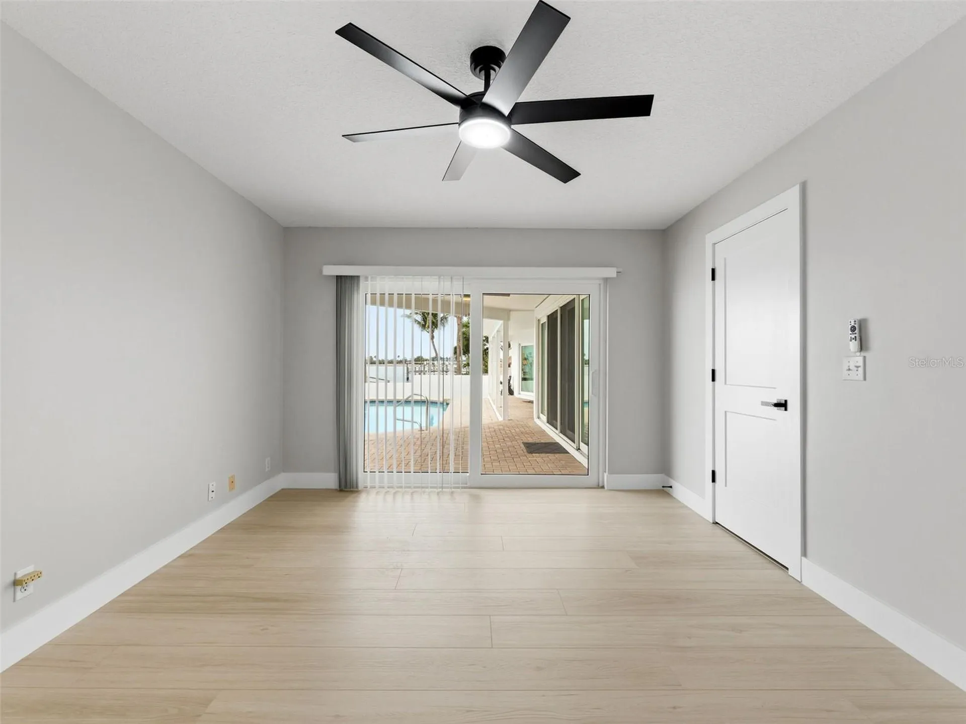 2936 68th Avenue S St Petersburg FL 33712