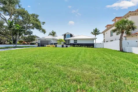 2936 68th Avenue S St Petersburg FL 33712