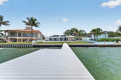2936 68th Avenue S St Petersburg FL 33712