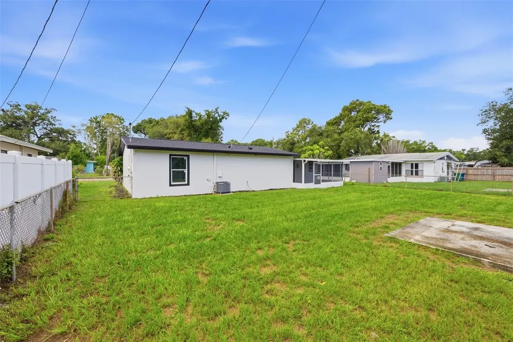 4409 W Wyoming Avenue Tampa FL 33616