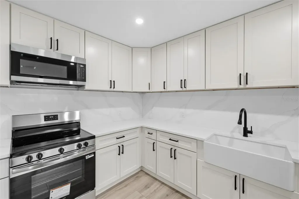 4409 W Wyoming Avenue Tampa FL 33616