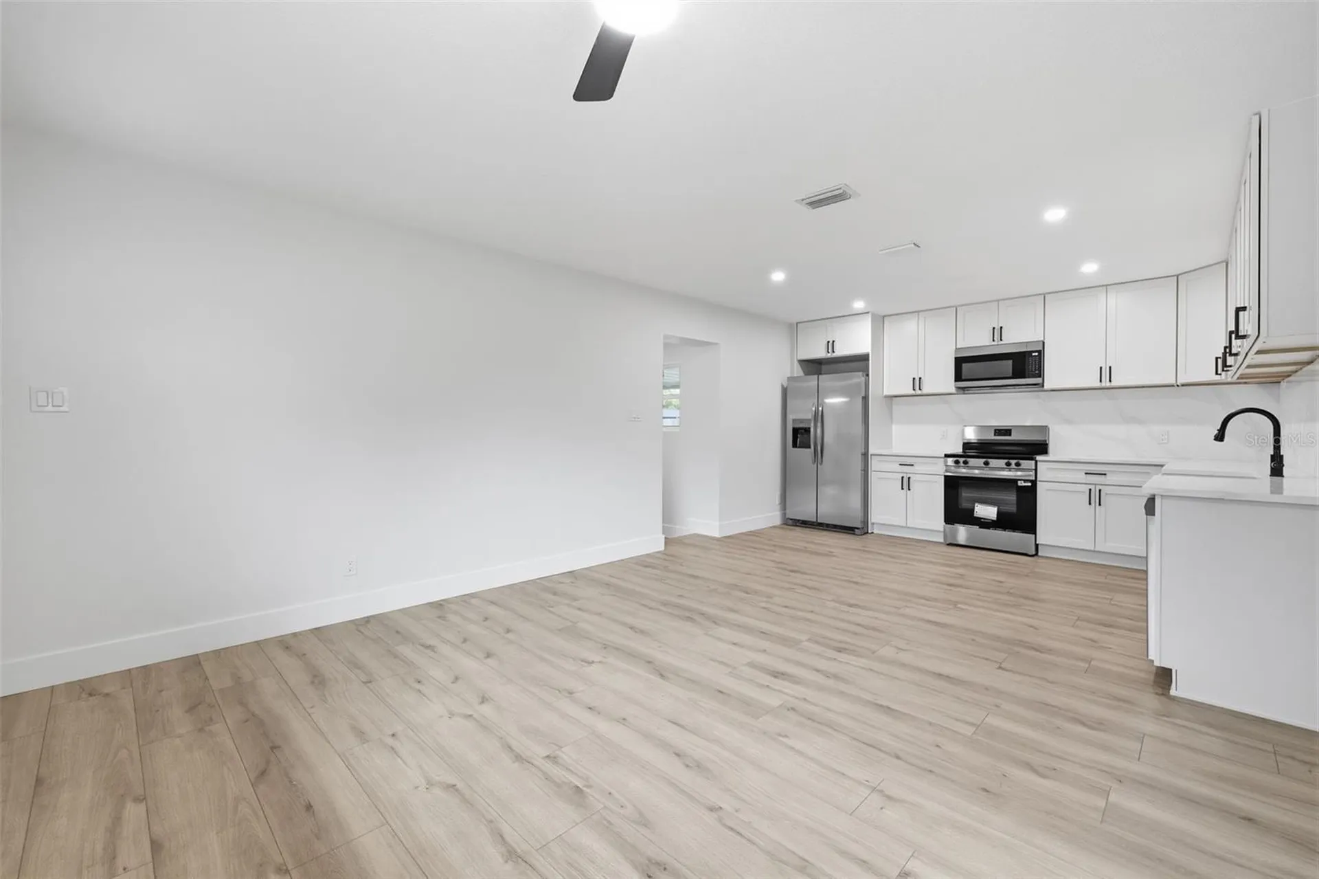 4409 W Wyoming Avenue Tampa FL 33616