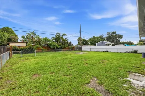 4409 W Wyoming Avenue Tampa FL 33616