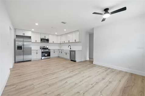 4409 W Wyoming Avenue Tampa FL 33616
