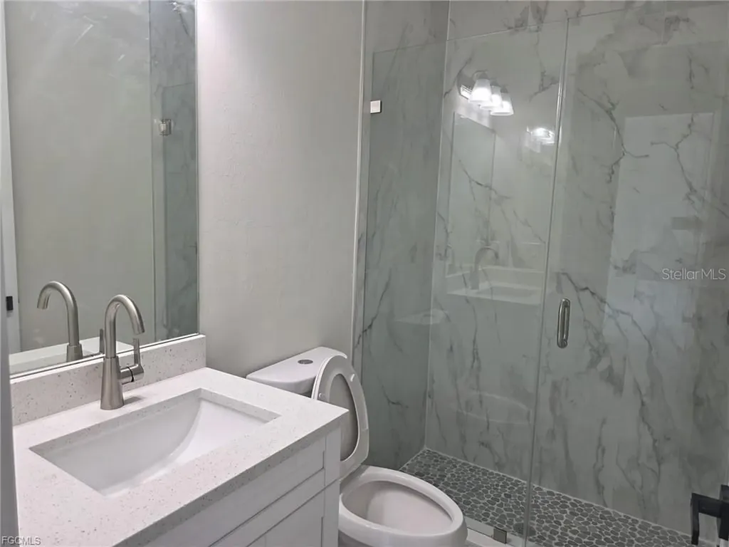 3852 Hopevale Street Fort Myers FL 33905