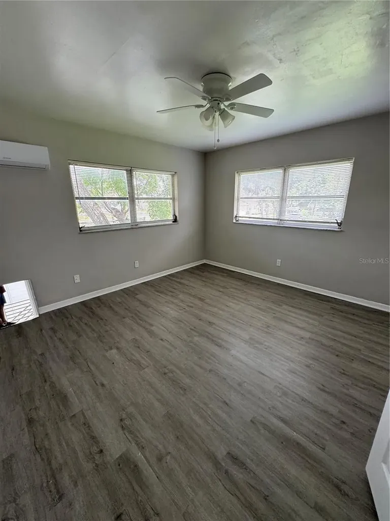 615 Oak Avenue Clearwater FL 33756