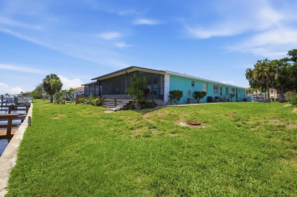 1041 Apollo Beach Boulevard Apollo Beach FL 33572