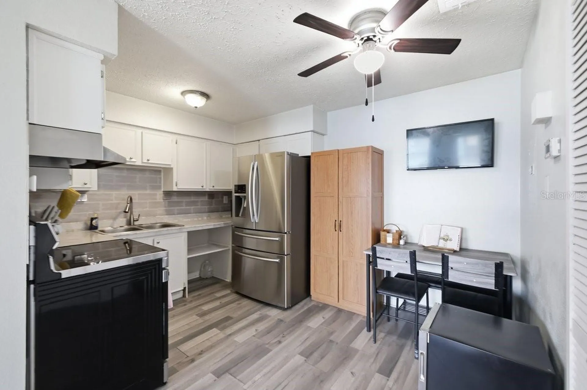 1041 Apollo Beach Boulevard Apollo Beach FL 33572