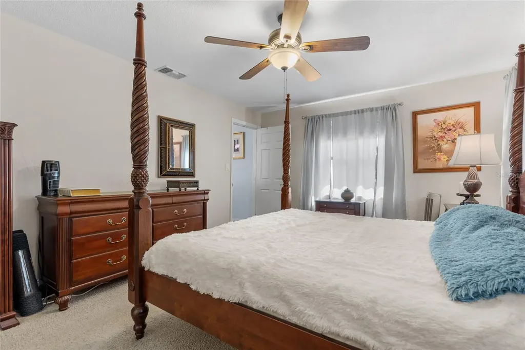 6249 Hillside Avenue Seminole FL 33772