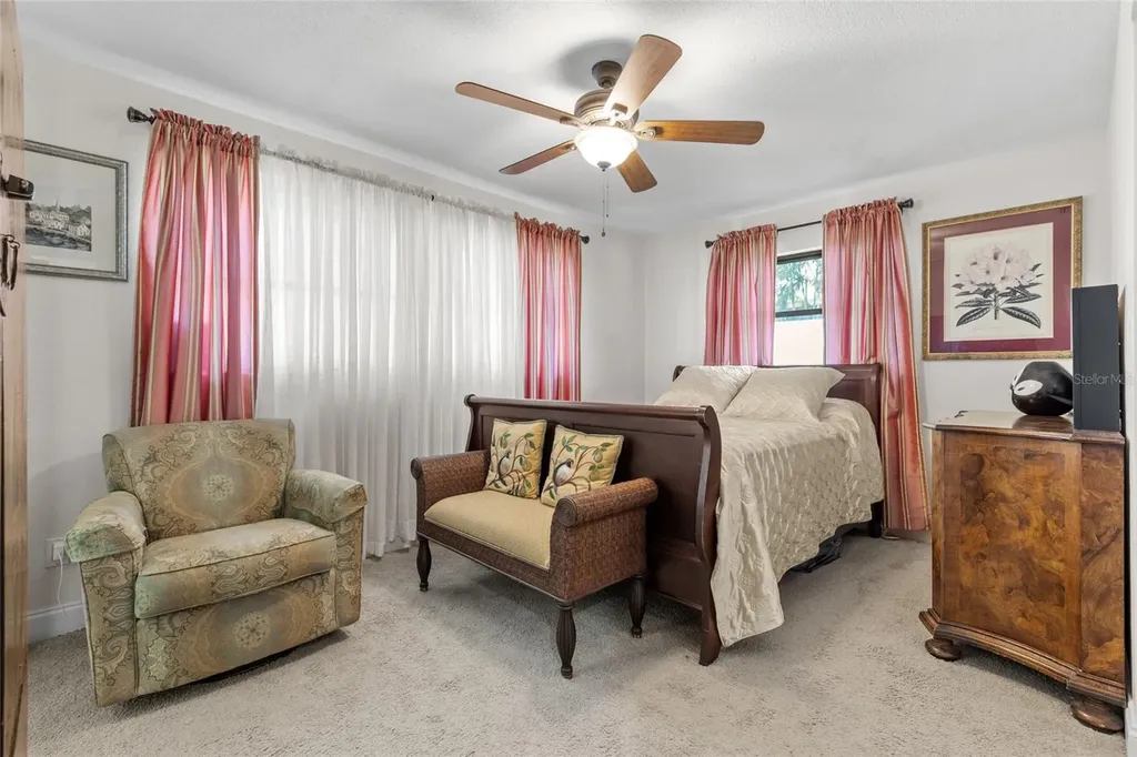 6249 Hillside Avenue Seminole FL 33772