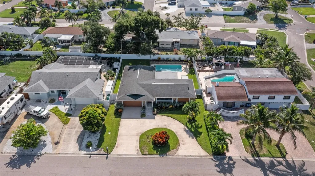 6249 Hillside Avenue Seminole FL 33772