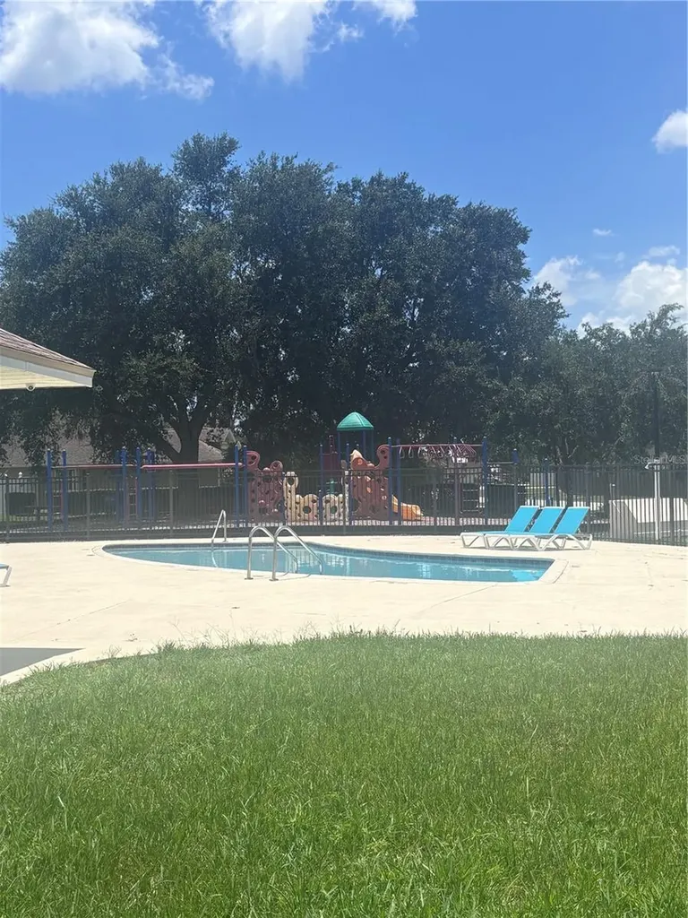 131 Cedarpark Lane Davenport FL 33837