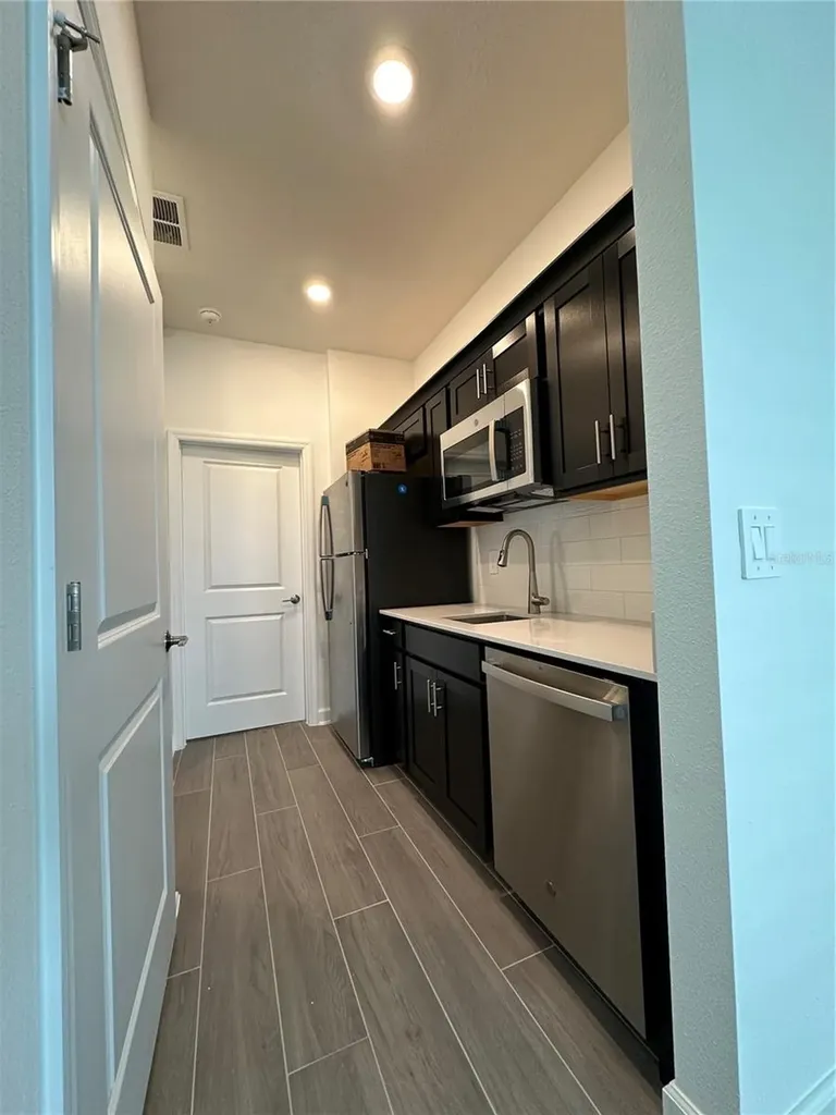 1656 Contentment Loop Kissimmee FL 34744