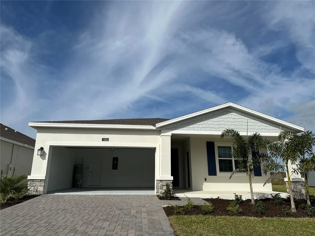 1656 Contentment Loop Kissimmee FL 34744