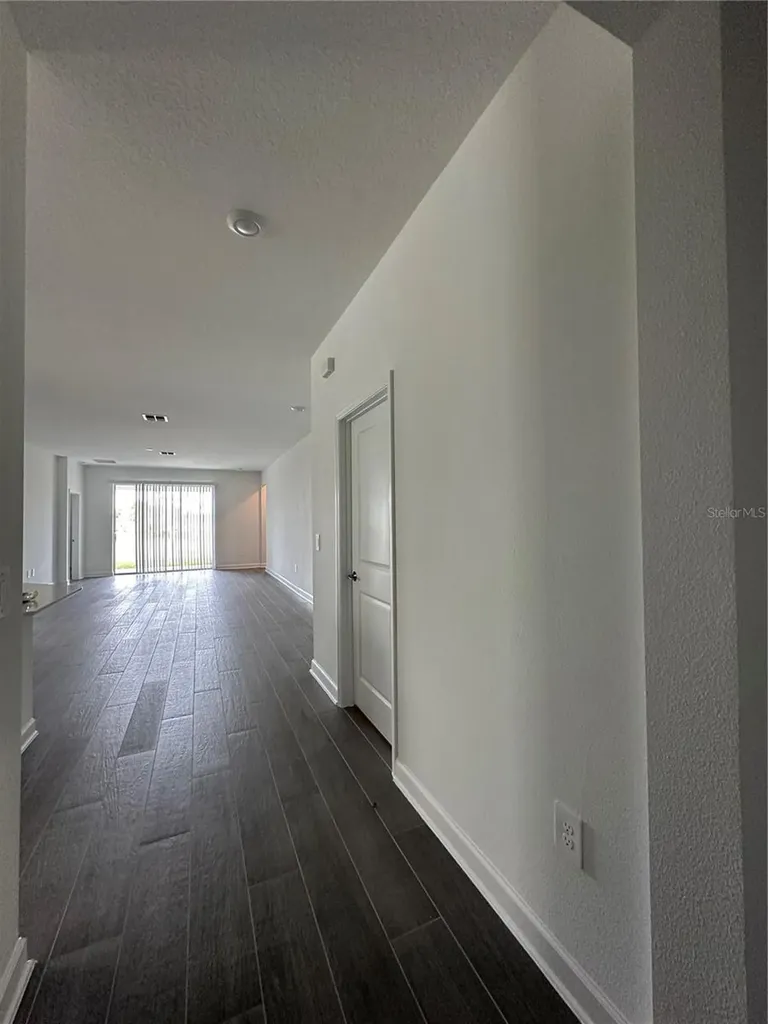 1656 Contentment Loop Kissimmee FL 34744