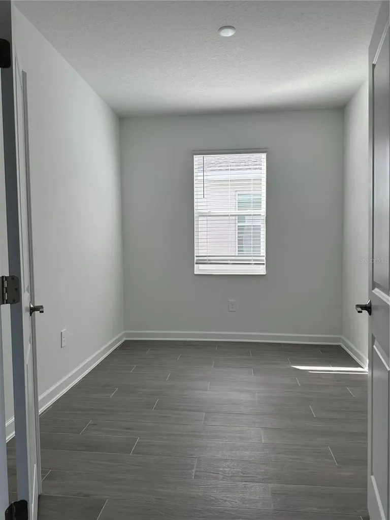 1656 Contentment Loop Kissimmee FL 34744