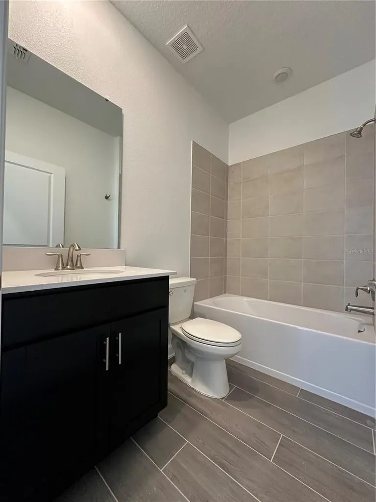 1656 Contentment Loop Kissimmee FL 34744