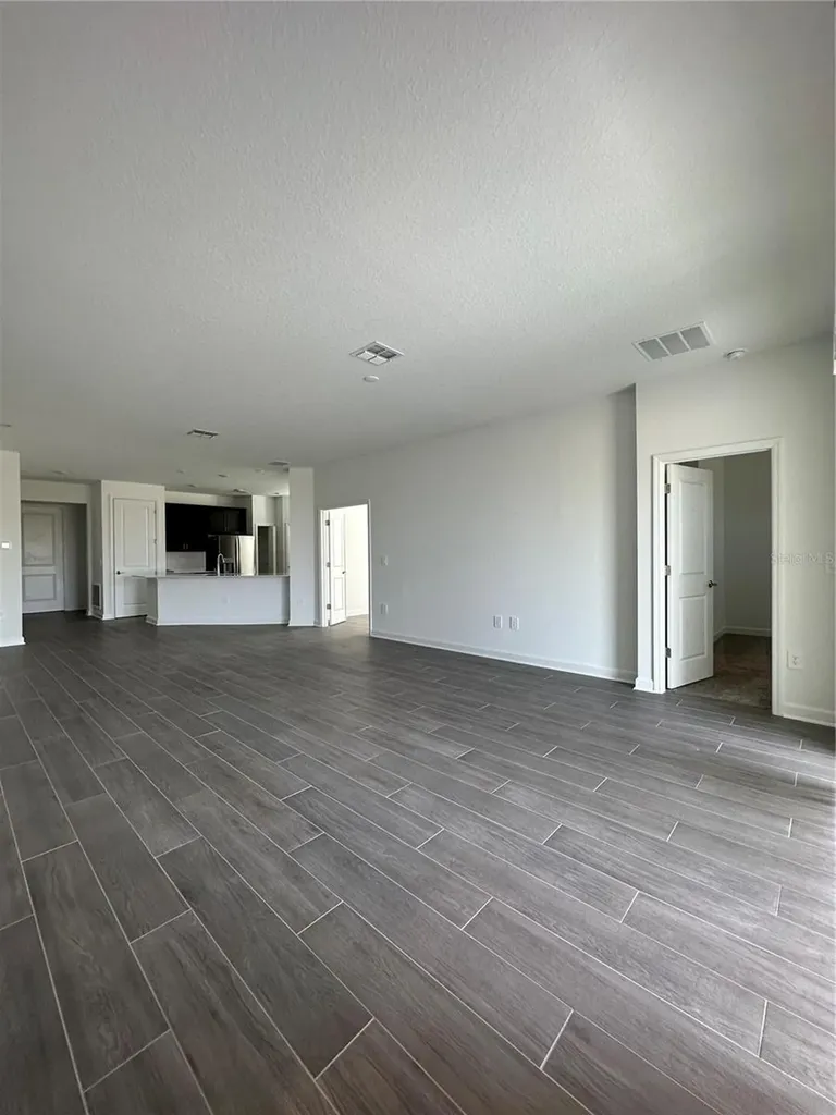 1656 Contentment Loop Kissimmee FL 34744
