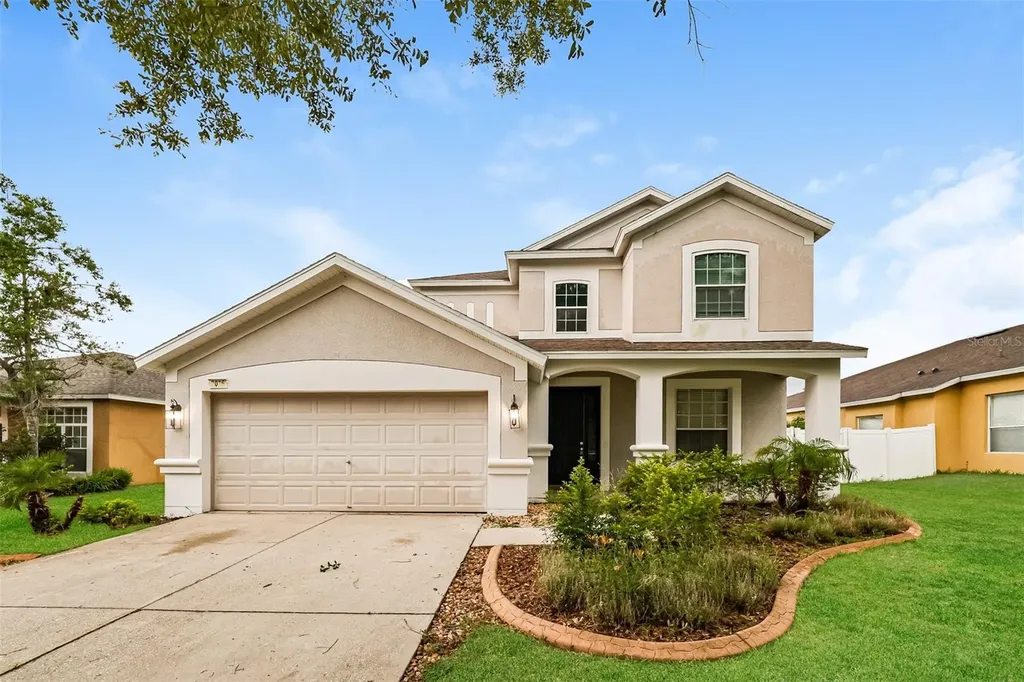 2026 Heartland Circle Valrico FL 33594