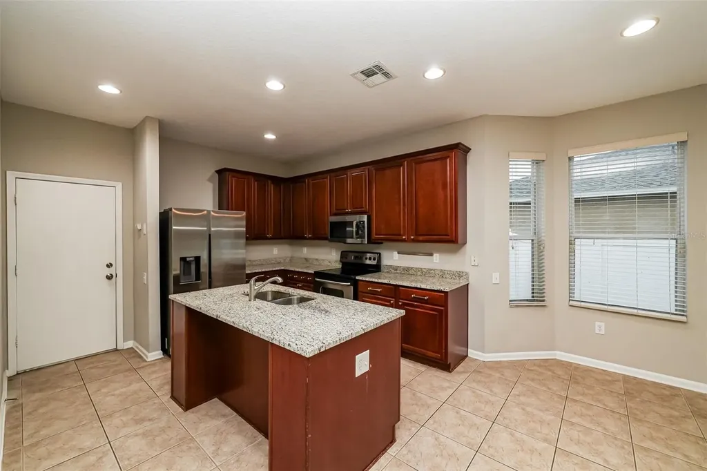 2026 Heartland Circle Valrico FL 33594