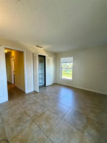 2975 S Fern Creek Avenue Orlando FL 32806