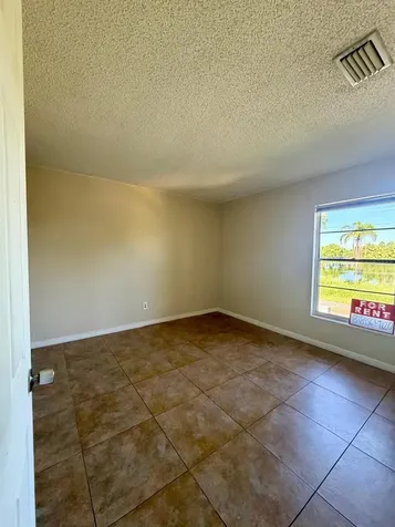 2975 S Fern Creek Avenue Orlando FL 32806