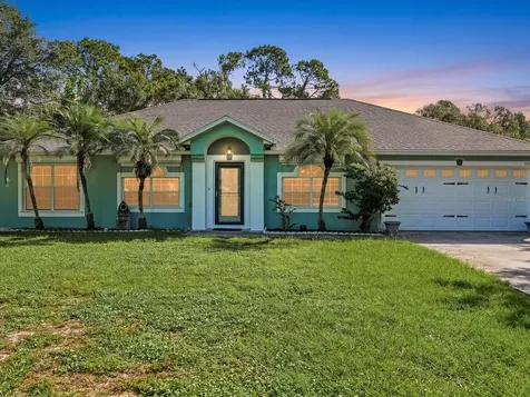 3002 Moncrief Avenue North Port FL 34286