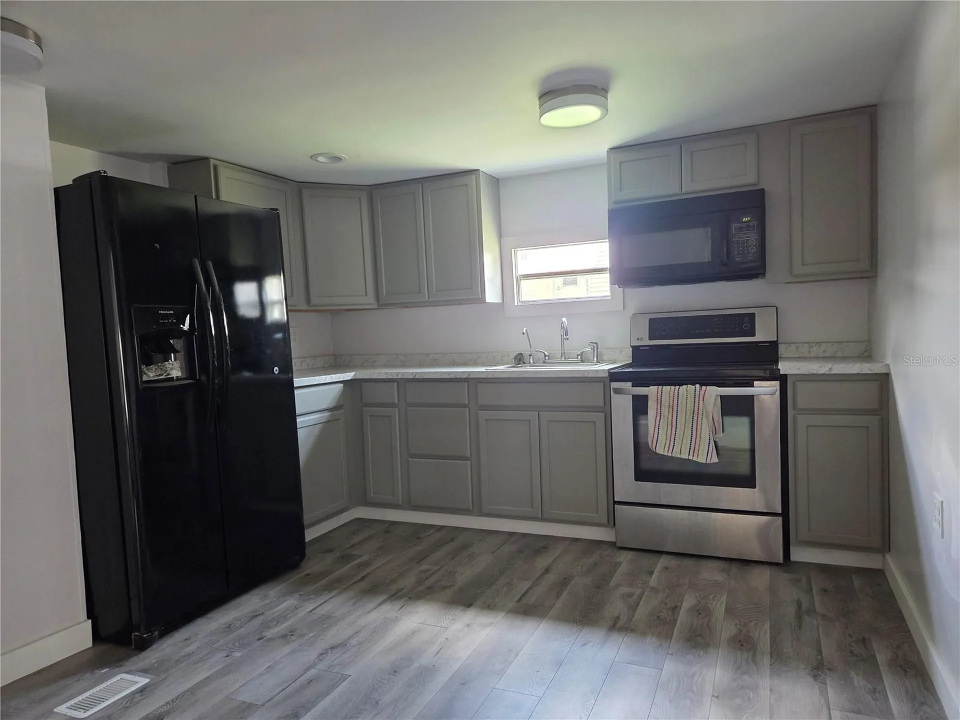 6240 Connecticut Street Zephyrhills FL 33542