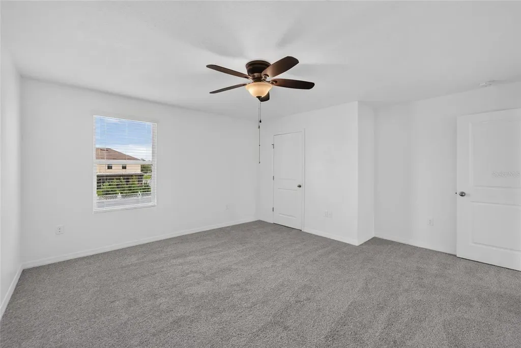 9637 Troncais Circle Thonotosassa FL 33592