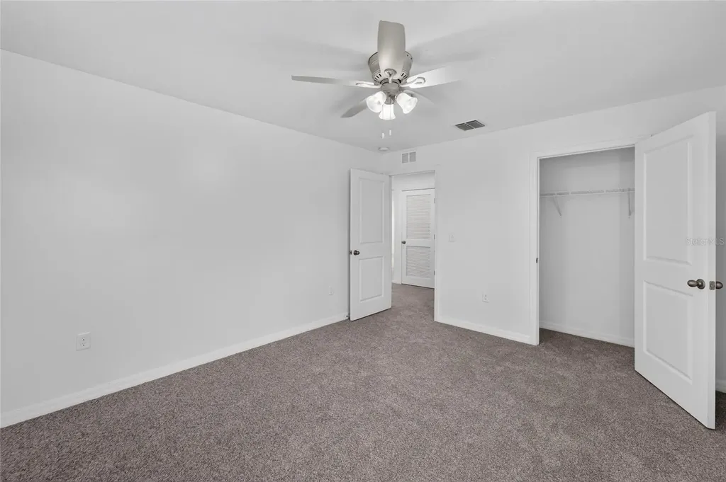 9637 Troncais Circle Thonotosassa FL 33592