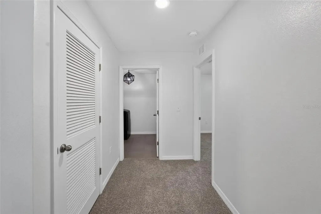 9637 Troncais Circle Thonotosassa FL 33592