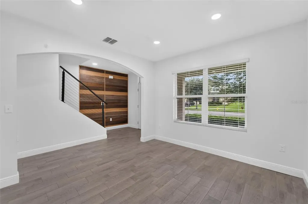 9637 Troncais Circle Thonotosassa FL 33592