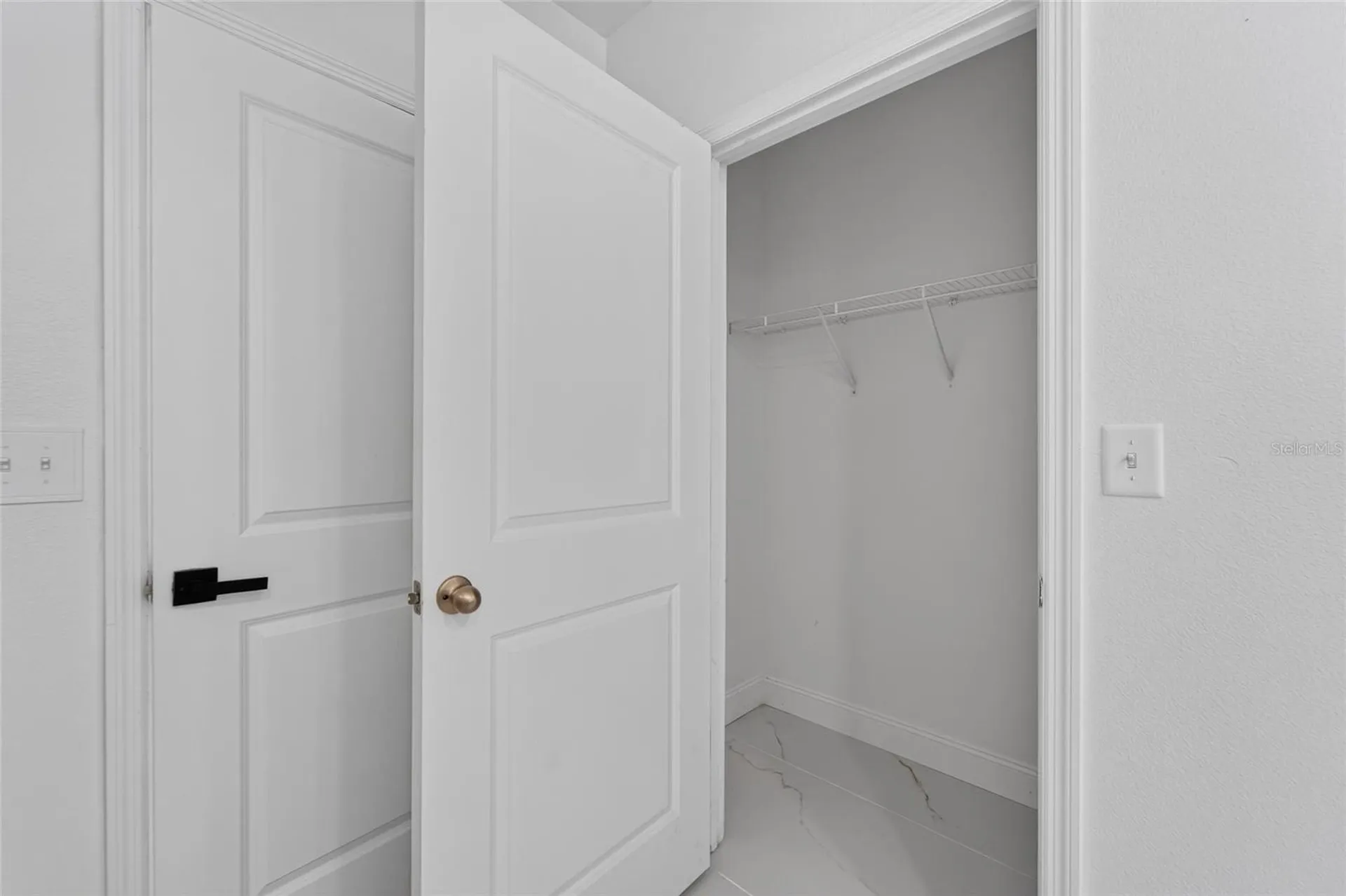 9637 Troncais Circle Thonotosassa FL 33592