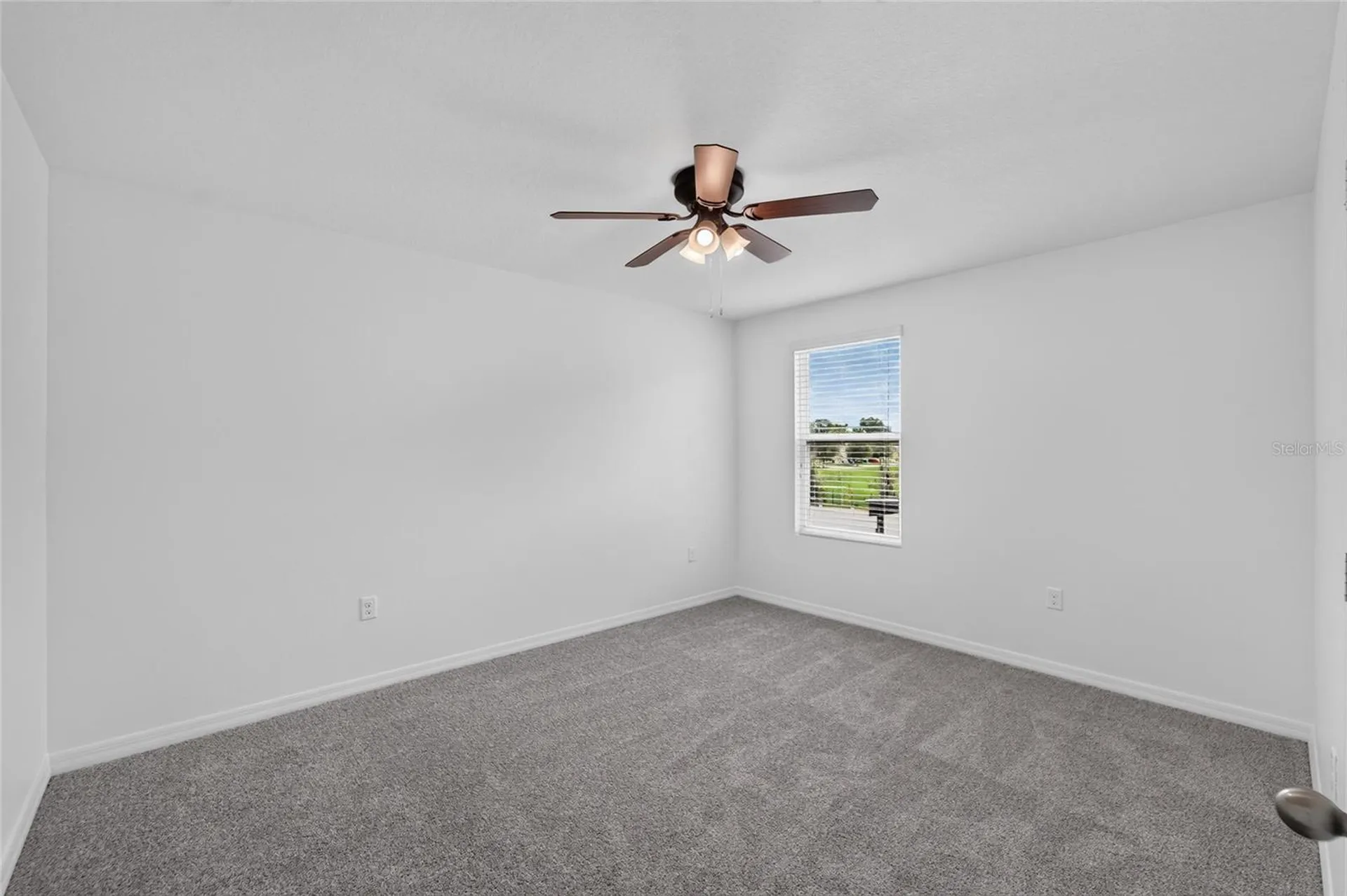 9637 Troncais Circle Thonotosassa FL 33592