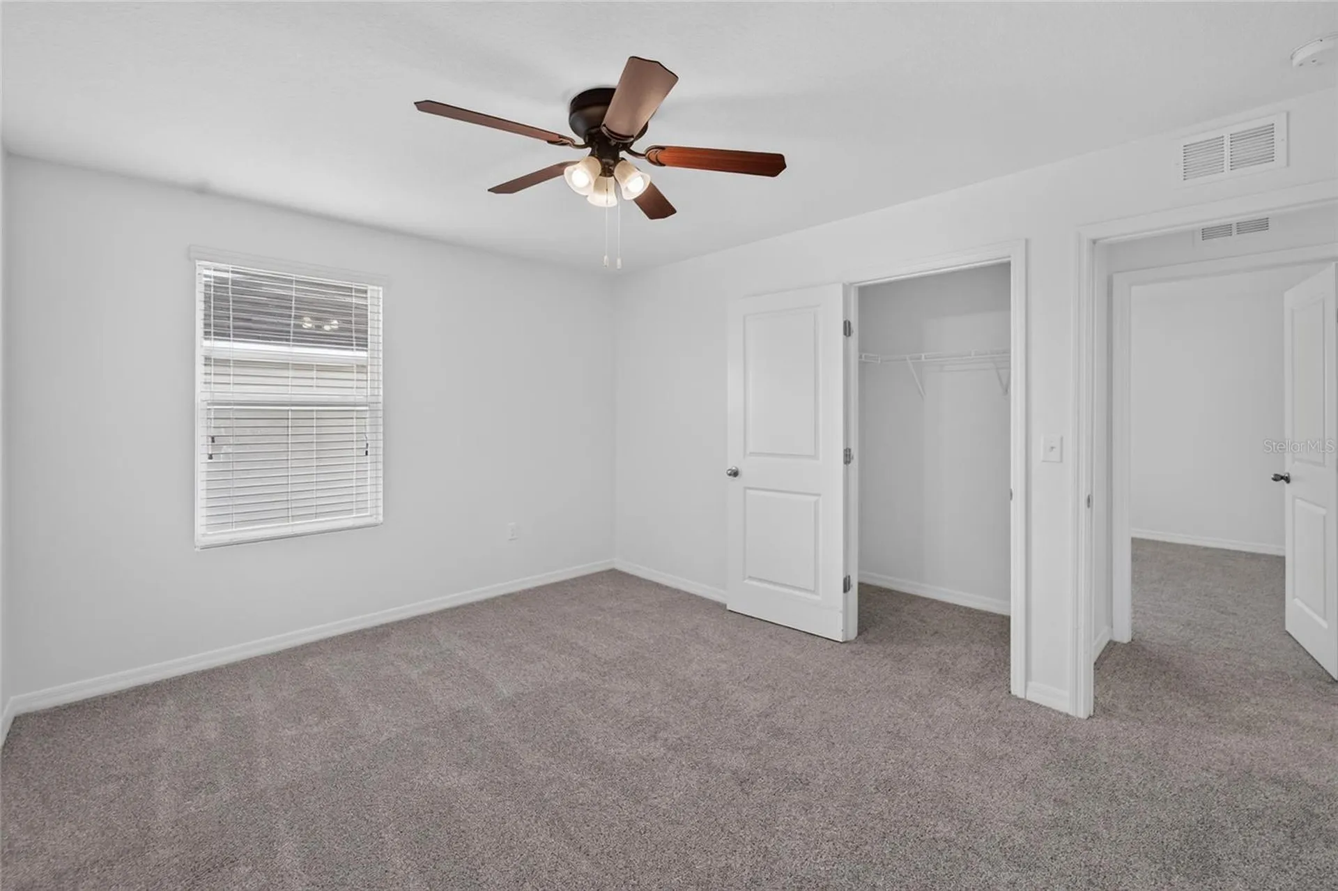 9637 Troncais Circle Thonotosassa FL 33592