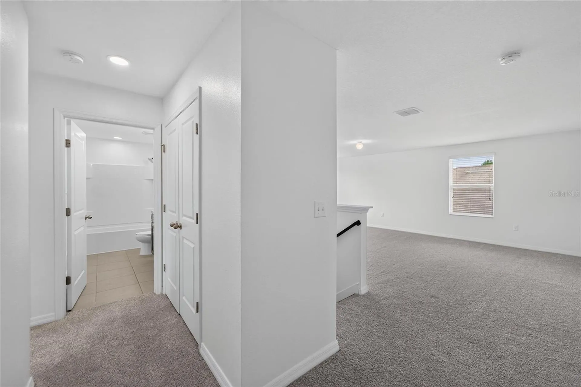 9637 Troncais Circle Thonotosassa FL 33592
