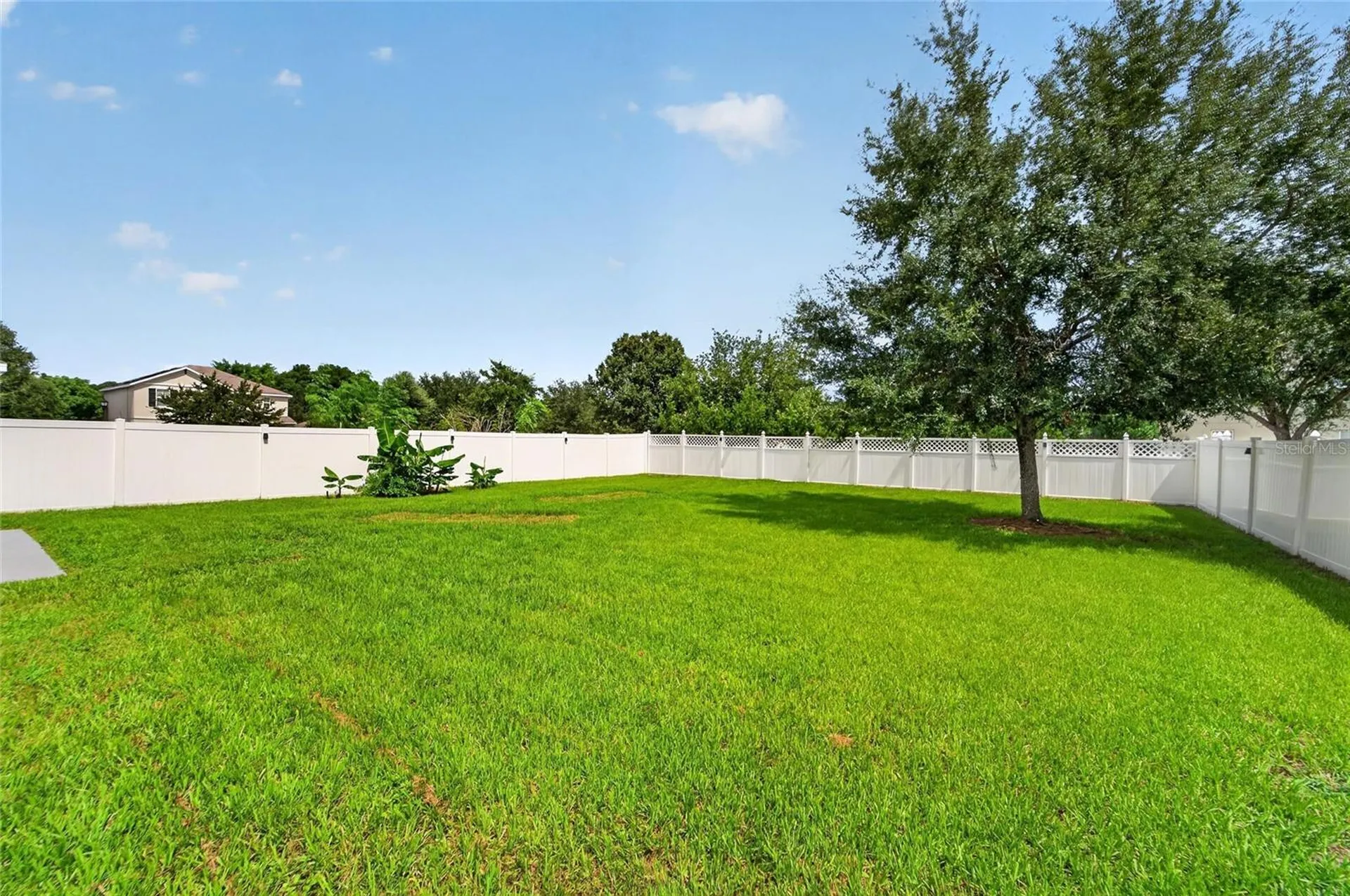 9637 Troncais Circle Thonotosassa FL 33592