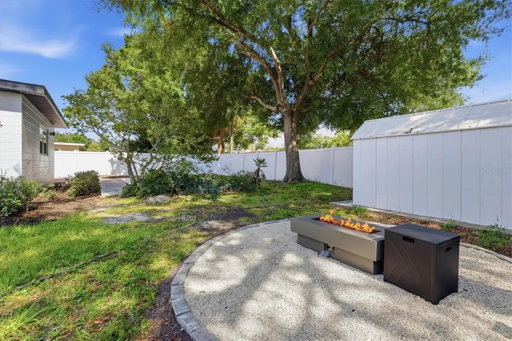 4420 W Bay Court Avenue Tampa FL 33611