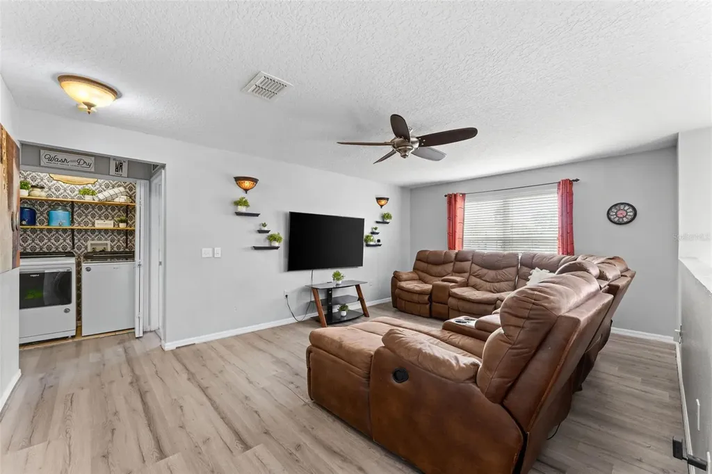 1778 Sunset Ridge Drive Mascotte FL 34753