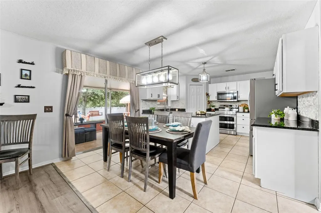 1778 Sunset Ridge Drive Mascotte FL 34753