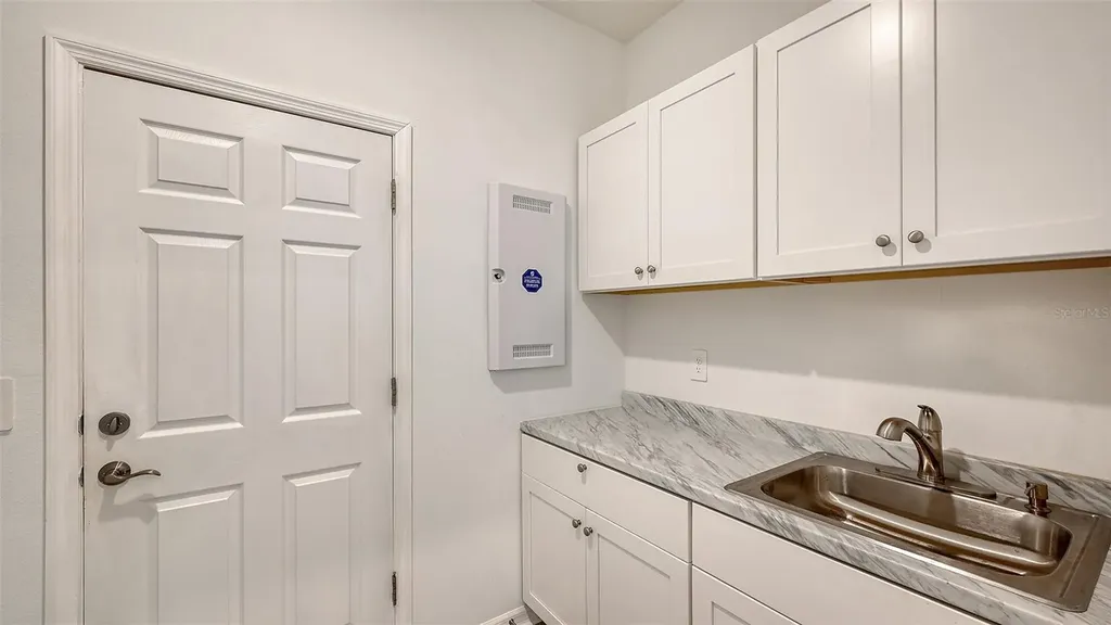 1763 Spreader Lane Sarasota FL 34240