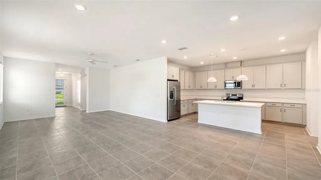 1763 Spreader Lane Sarasota FL 34240