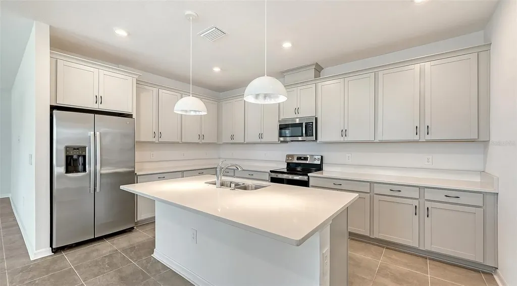1763 Spreader Lane Sarasota FL 34240