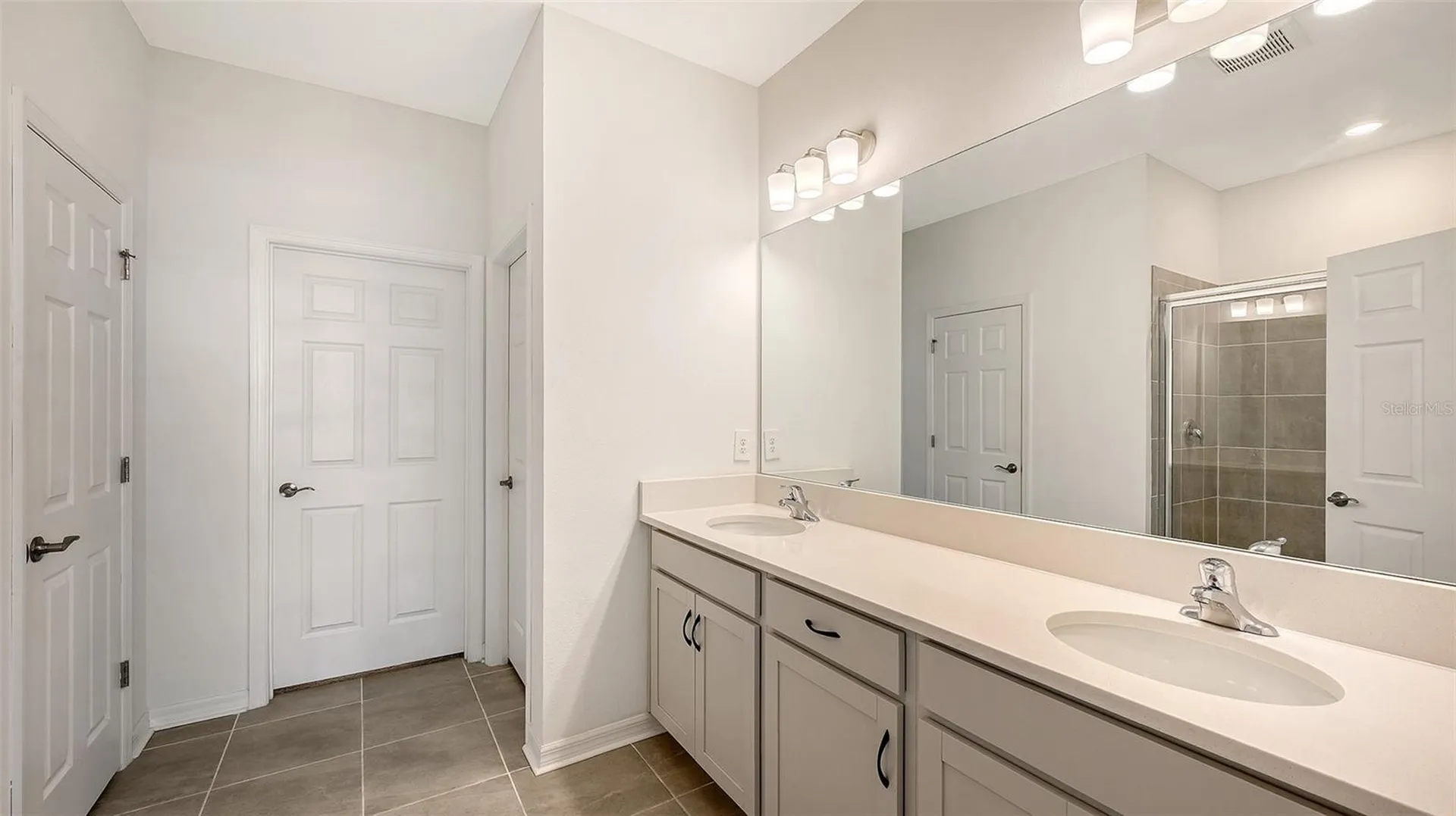 1763 Spreader Lane Sarasota FL 34240