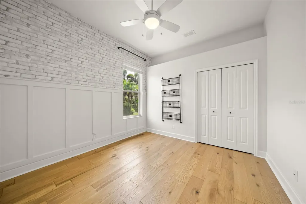 8275 Barton Farms Boulevard Sarasota FL 34240