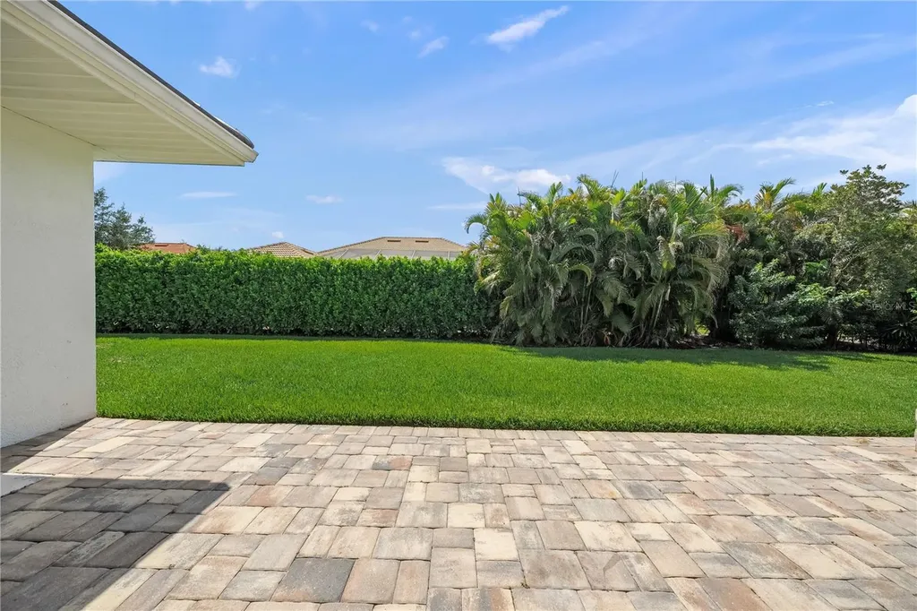 8275 Barton Farms Boulevard Sarasota FL 34240