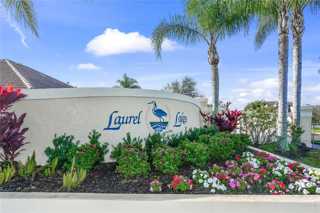 8275 Barton Farms Boulevard Sarasota FL 34240