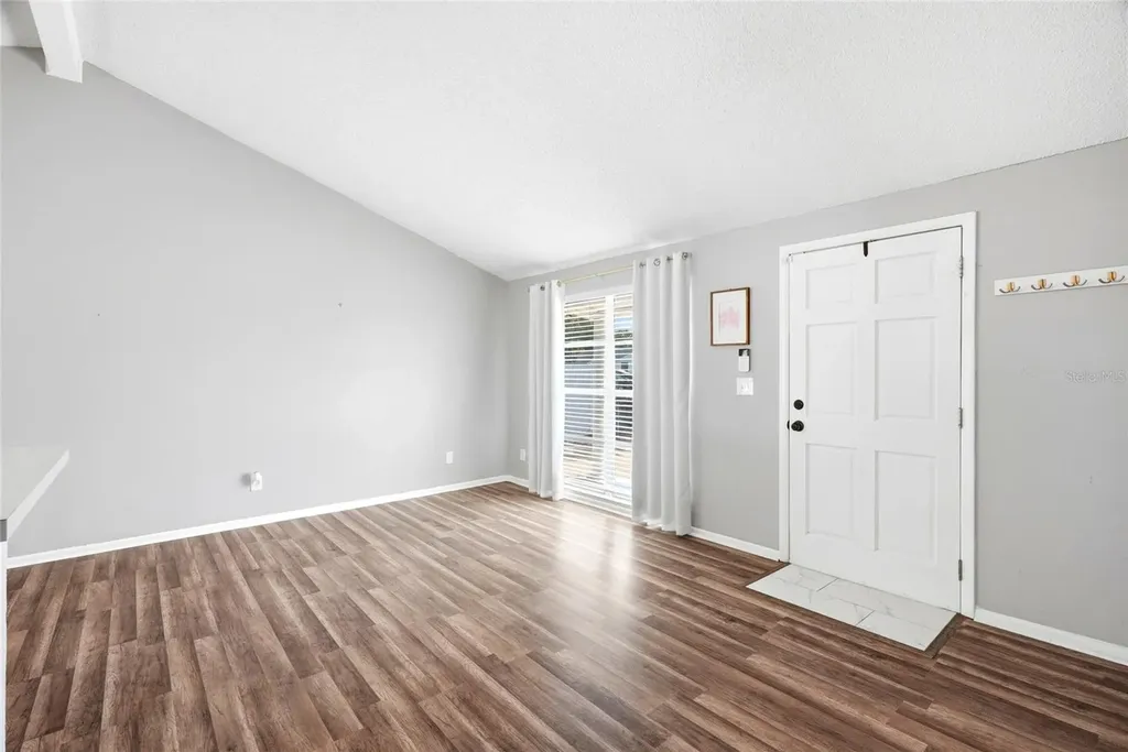8704 Marlin Court Tampa FL 33634