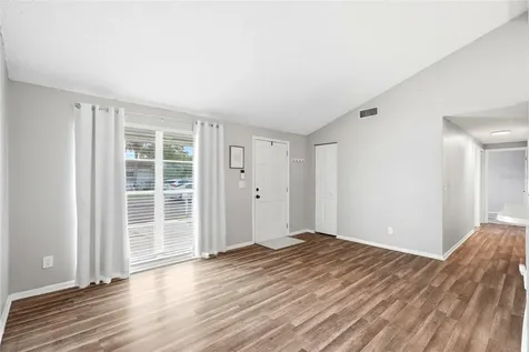 8704 Marlin Court Tampa FL 33634