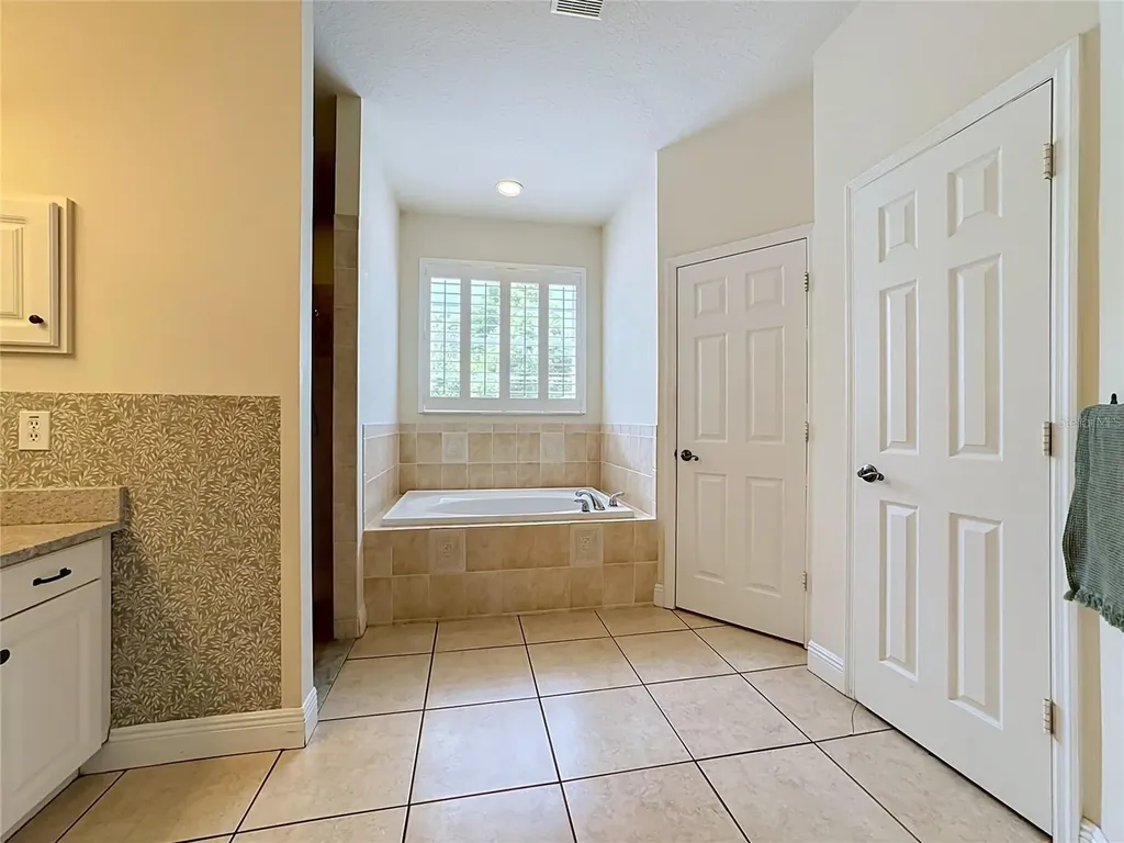 11319 Tralee Drive Riverview FL 33569